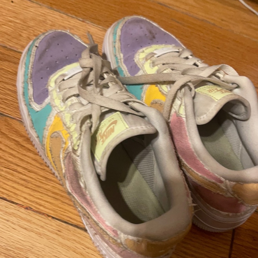 100% authentic tareway Air Force 1 . Woman’s 7.5